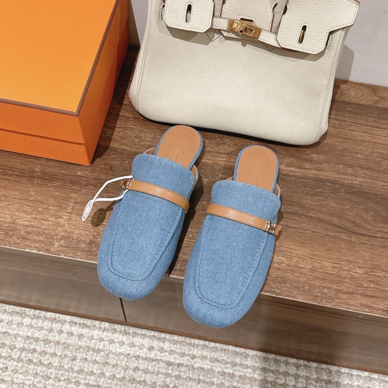 H**mes slippers
